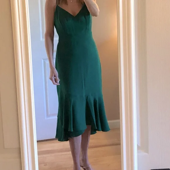 green emerald velvet dress BANANA REPUBLIC Green Wrap Dress Size 10 – alineconsignment main image 0